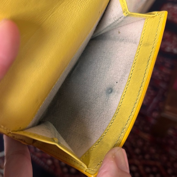 Chloe trifold Yellow Wallet with Gold C Logo - Picture 7 of 9